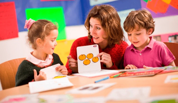 Manfaat Anak-anak Pintar Menggunakan Bahasa Inggris Sejak dari Kecil