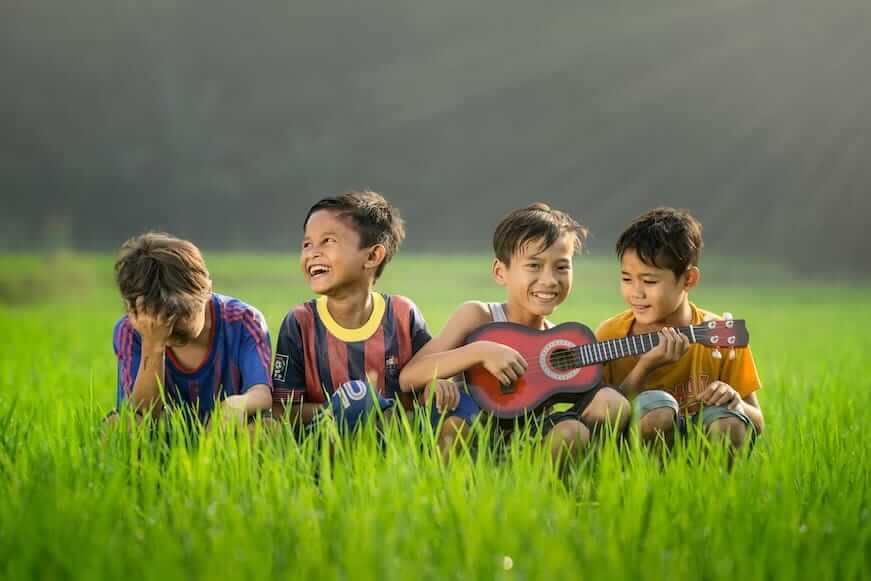 Tips Memilih Materi Lagu Bahasa Inggris untuk Anak-Anak