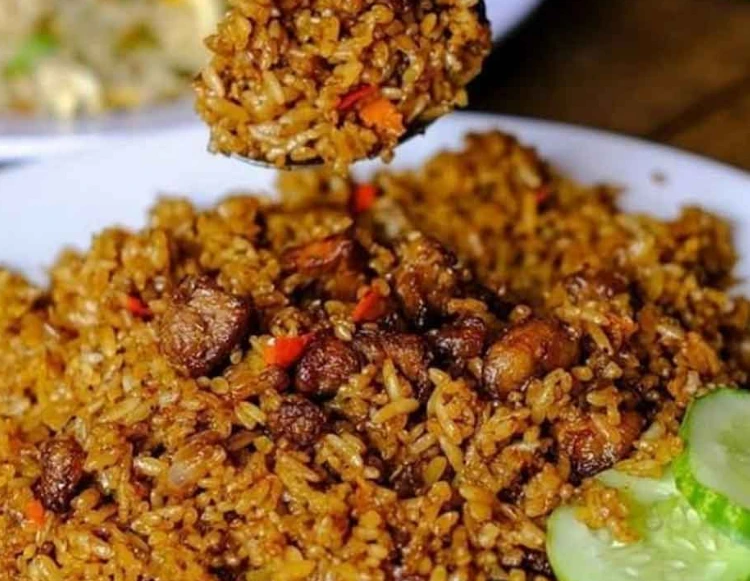 Kelebihan Makan Pada Warung Nasi Goreng Yakuza Mojokerto