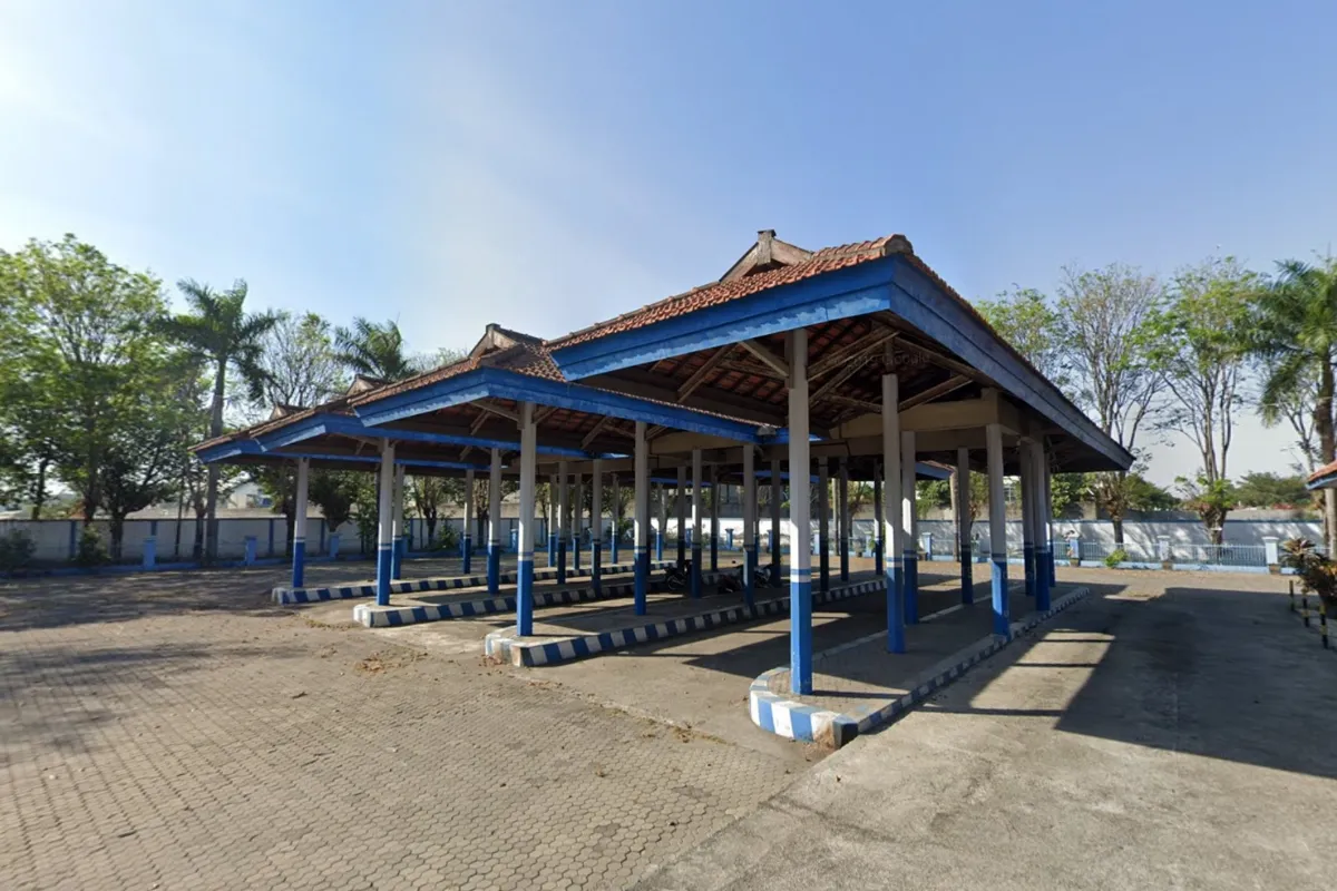 MengenalTerminal Kota Pare