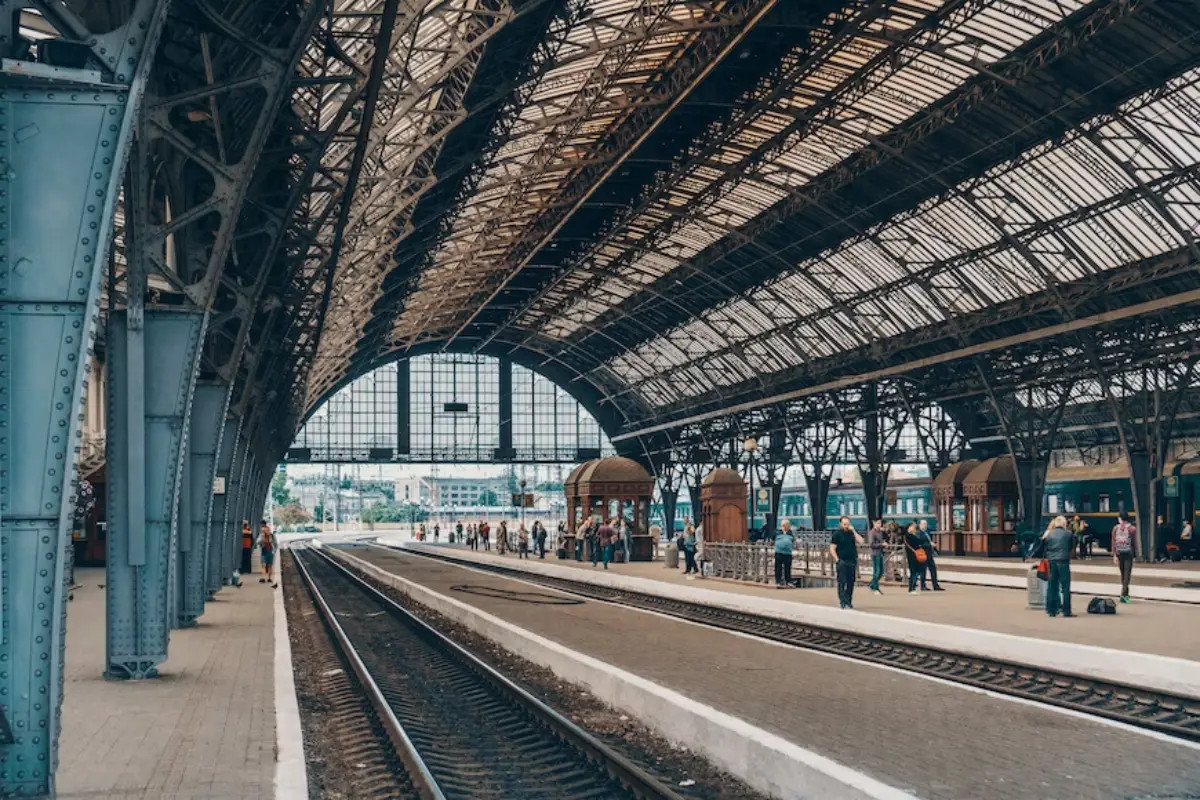 Stasiun Untuk ke Kampung Inggris Pare Menggunakan Kereta Api