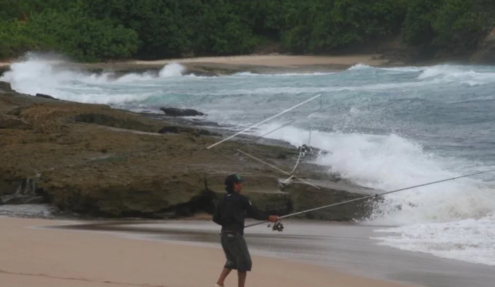 Pantai Molang